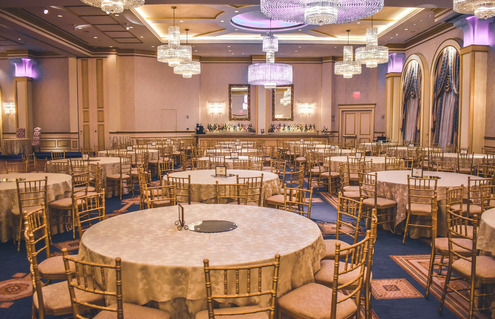 Salón preparado para un evento